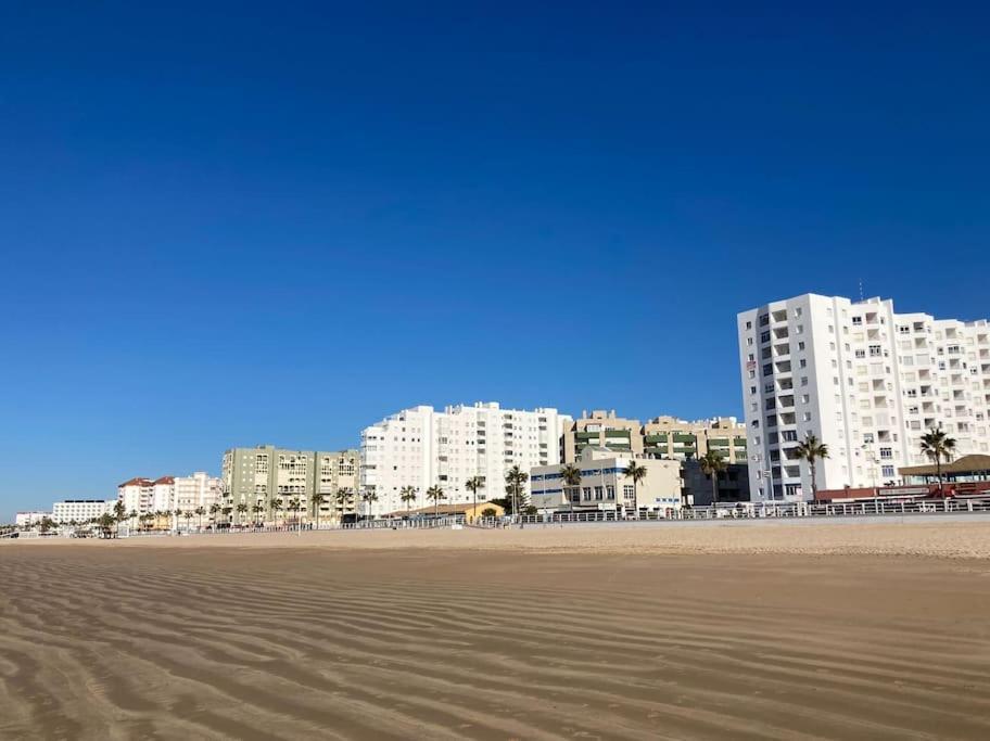 Apartamento Vistas Al Mar - Valdelagrana Playa El Puerto de Santa Maria Exterior photo